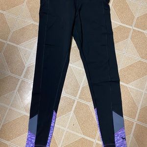 Victoria’s Secret PINK yoga pants